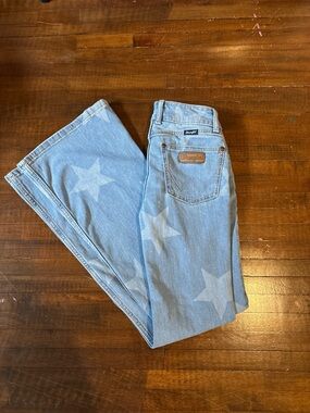 Wrangler Light Blue Star-Print Flared Jeans - Women
